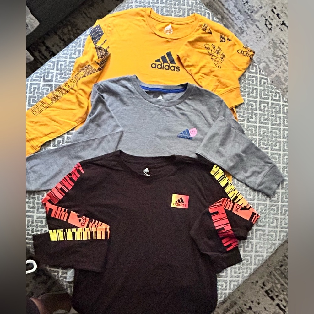 Set of 3 long sleeve youth XL Adidas t-shirts, never before worn - Picture 1 of 5